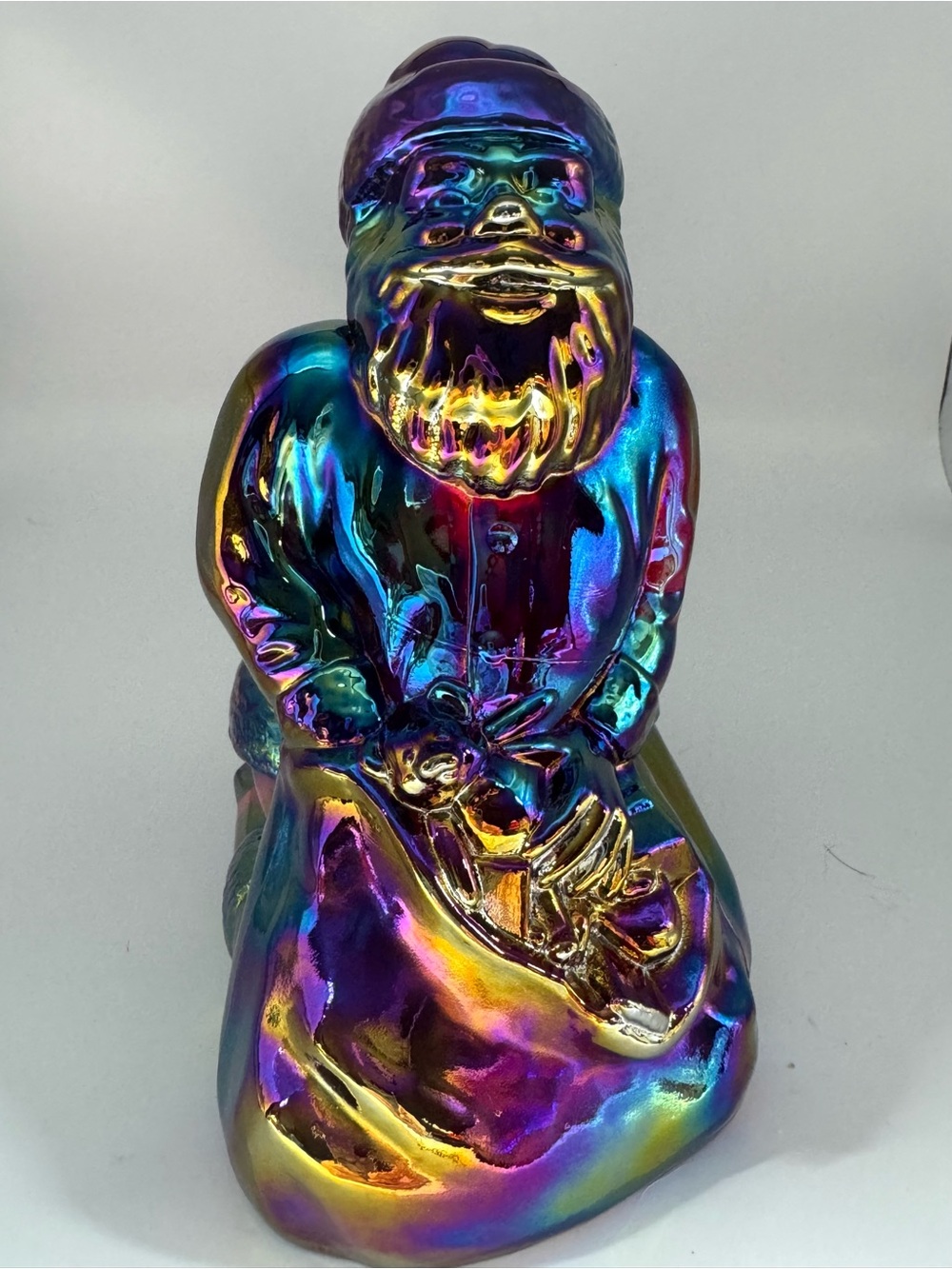 Mosser Iridescent Carnaval Glass Kneeling Santa